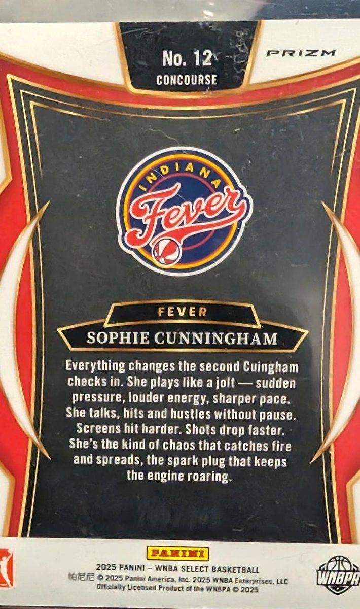 Sophie Cunningham — back